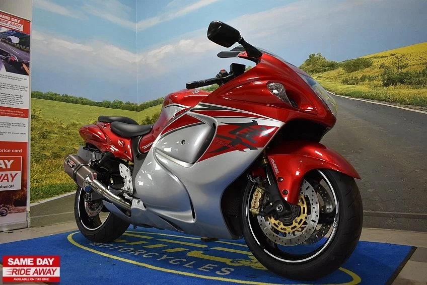 2016 Suzuki GSX1300R Hayabusa - Image 3