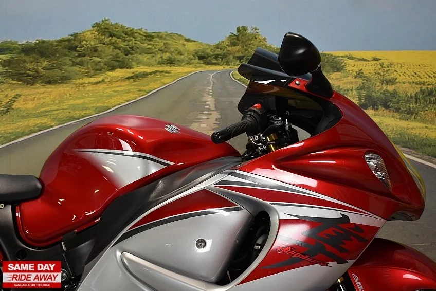 2016 Suzuki GSX1300R Hayabusa - Image 7