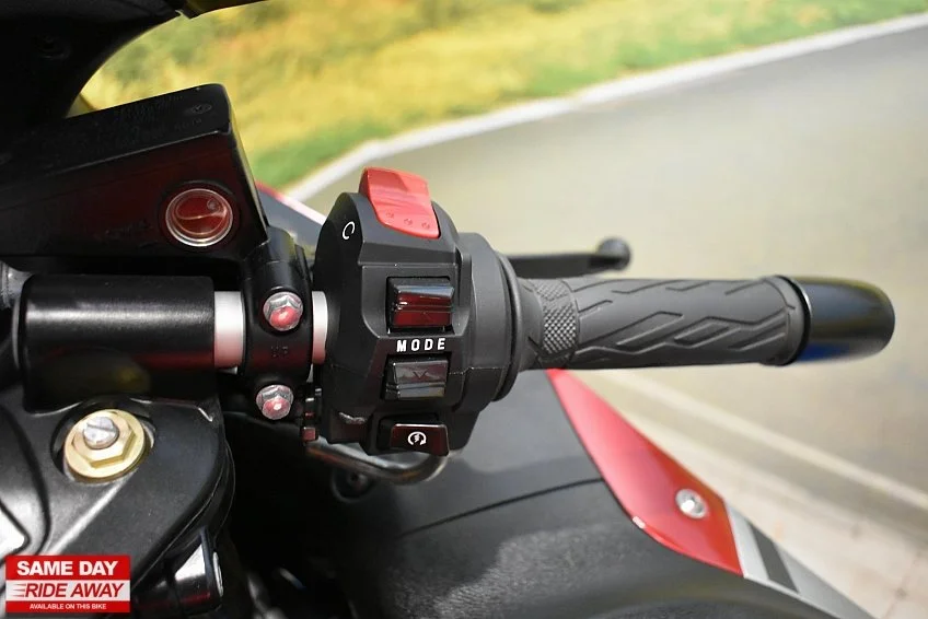 2016 Suzuki GSX1300R Hayabusa - Image 14