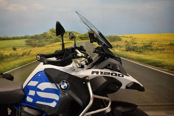 2018 BMW R1200GS Adventure Rally - Image 9